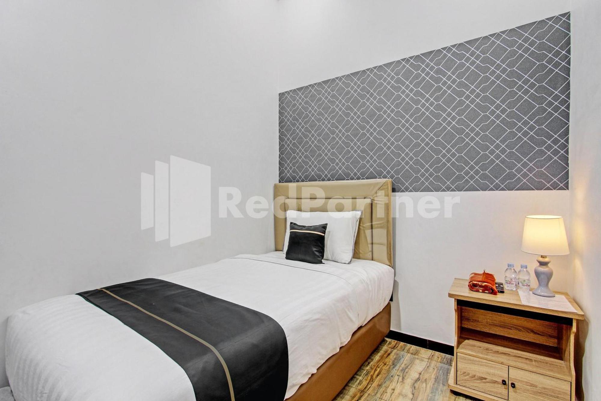 فندق House N Coffee 55 Temanggung Redpartner المظهر الخارجي الصورة