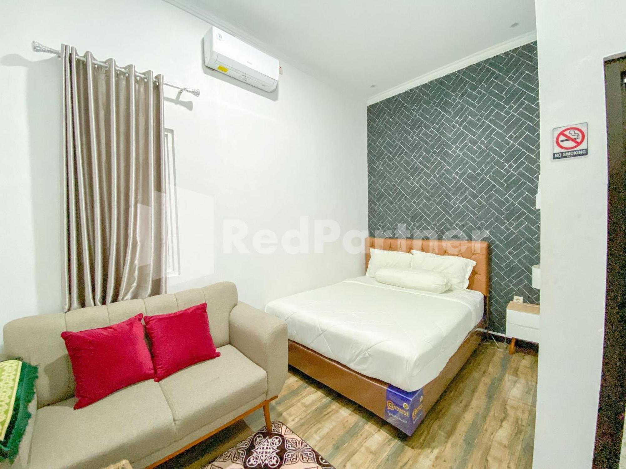 فندق House N Coffee 55 Temanggung Redpartner المظهر الخارجي الصورة